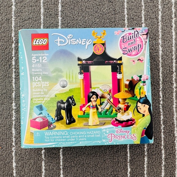 Lego Other - LEGO Disney Princess Training Set with Black and Pink